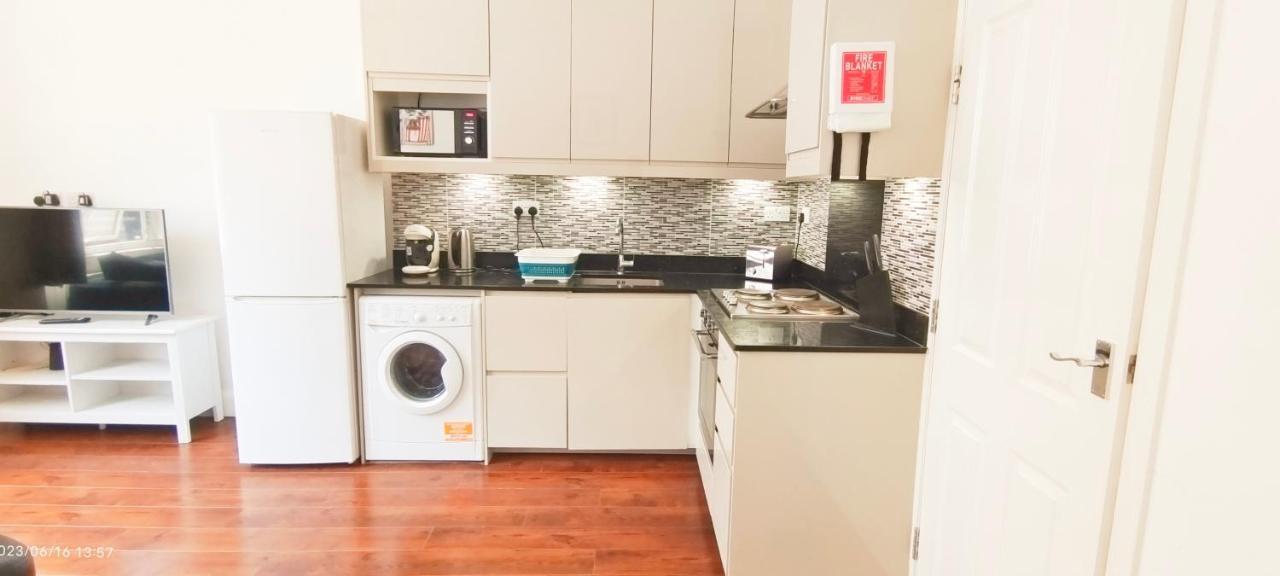 Lovely Beautiful Apartment In Marble Arch ลอนดอน ภายนอก รูปภาพ